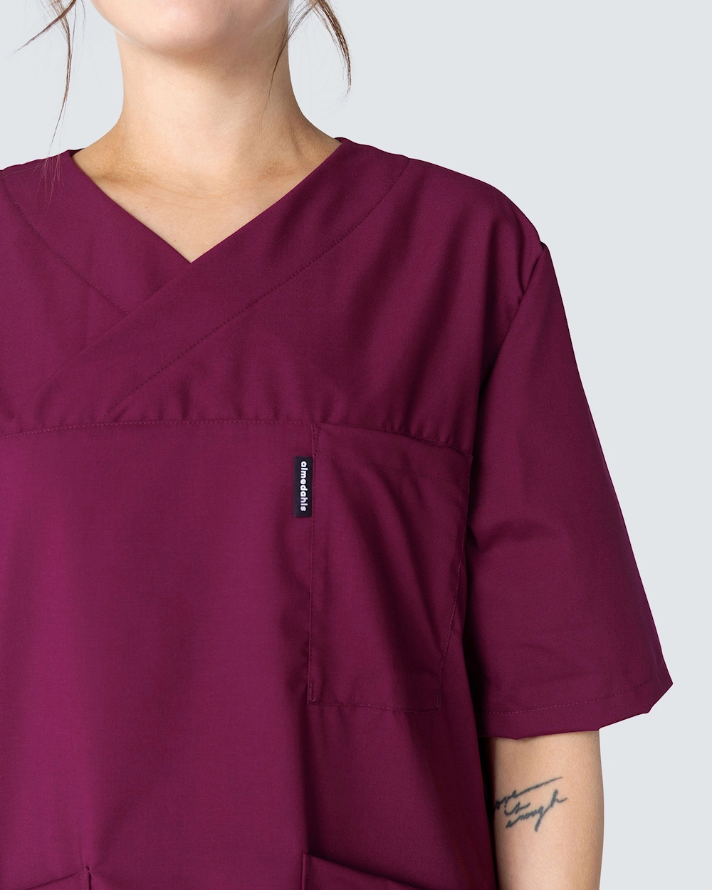 Almedahls V-bluse Unisex Vinrød